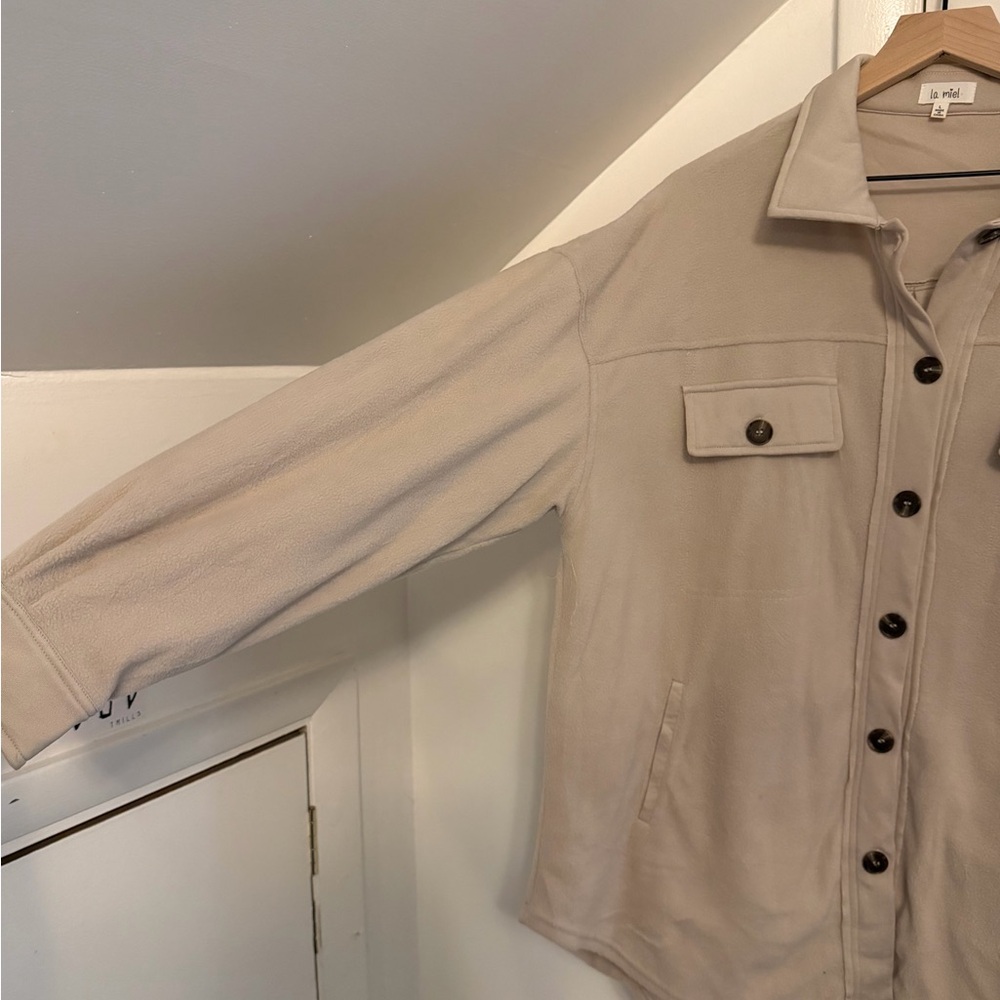La Miel Shacket - Picture 3 of 4